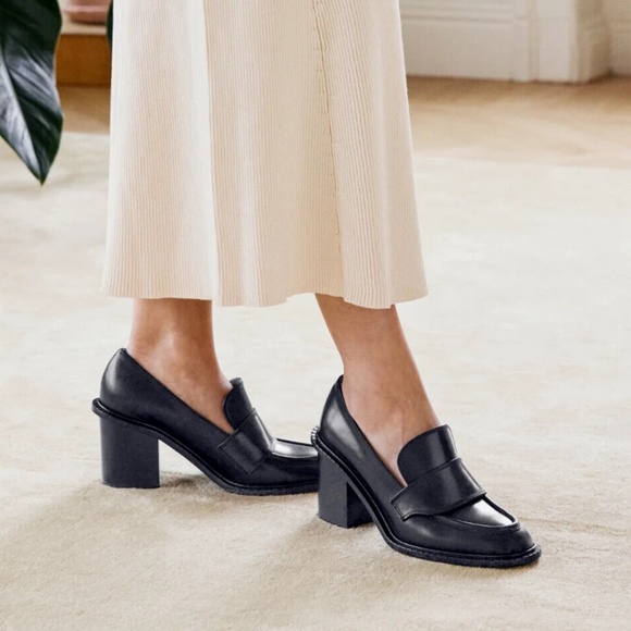 ATP ATELIER Osimo Leather Heeled Loafers in Black